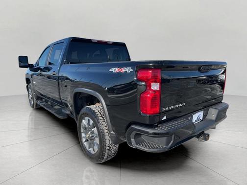 2024 Chevrolet Silverado 2500 Custom