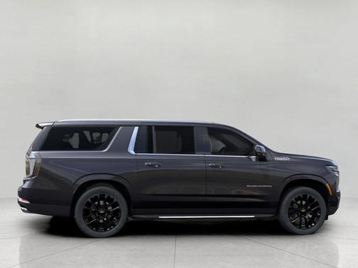2025 Chevrolet Suburban 4WD High Country
