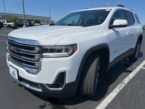 2023 GMC Acadia AWD SLT