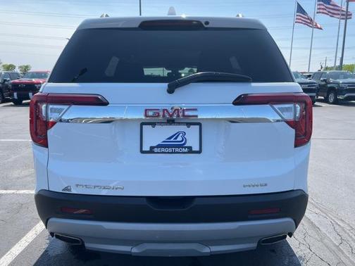 2023 GMC Acadia AWD SLT