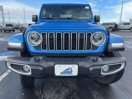 2024 Jeep Wrangler 4-Door Sahara 4x4