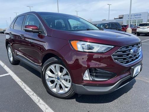 2020 Ford Edge Titanium