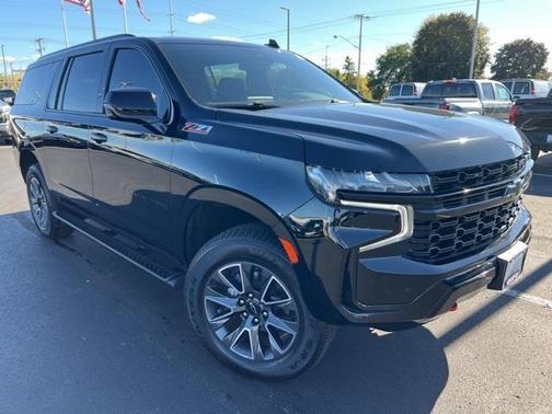 2023 Chevrolet Suburban 4WD Z71