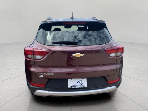 Mahogany Red Metallic 2022 Chevrolet Trailblazer LT