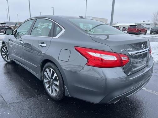 2017 Nissan Altima 2.5 SV