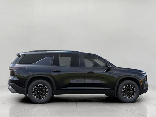 Mosaic Black Metallic 2026 Chevrolet Traverse AWD Z71