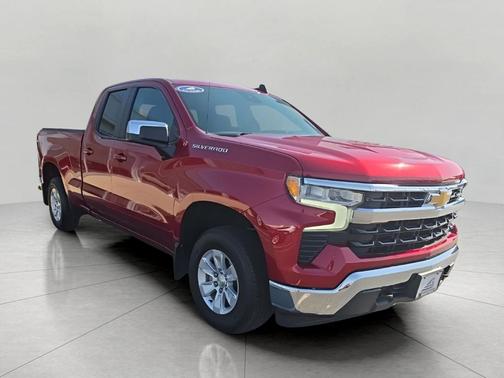 Cherry Red Tintcoat 2022 Chevrolet Silverado 1500 LT