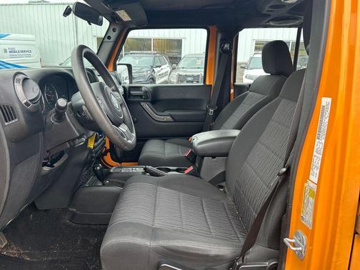 Dozer Clearcoat 2012 Jeep Wrangler Unlimited Sport