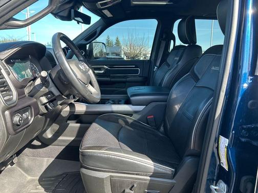 2021 RAM 2500 Laramie Crew Cab 4x4 6'4' Box