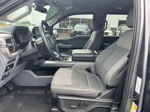 2023 Ford F-150 Lightning XLT