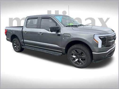 2023 Ford F-150 Lightning XLT