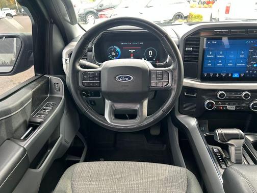 2023 Ford F-150 Lightning XLT