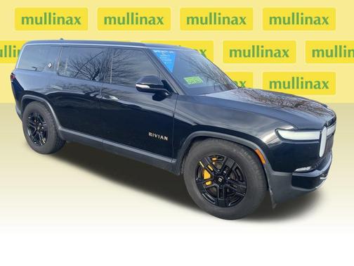2023 Rivian R1S Adventure
