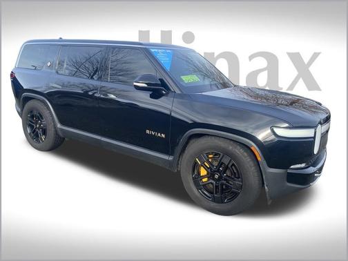 2023 Rivian R1S Adventure