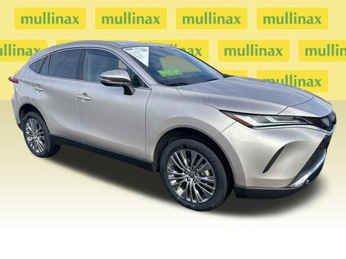 2023 Toyota Venza XLE