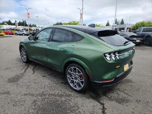 2025 Ford Mustang Mach-E GT