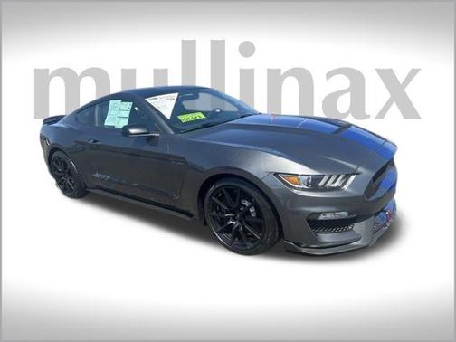 2018 Ford Shelby GT350 Base