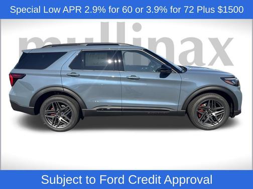 2025 Ford Explorer ST-Line