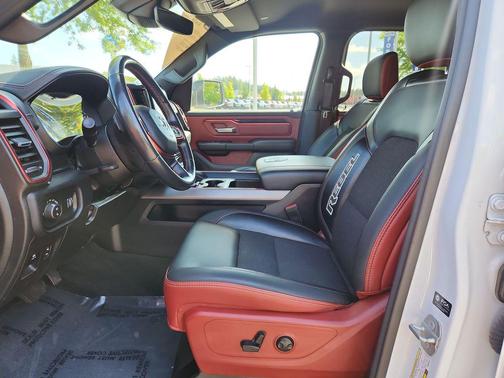Bright White Clearcoat 2022 RAM 1500 Rebel