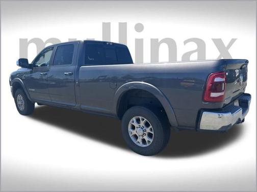 2022 RAM 2500 Laramie Crew Cab 4x4 8' Box