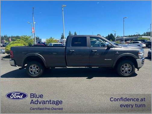 2022 RAM 2500 Laramie Crew Cab 4x4 8' Box