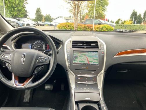 2015 Lincoln MKZ Hybrid Base