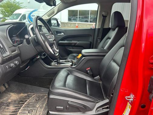 Cardinal Red 2015 GMC Canyon SLT