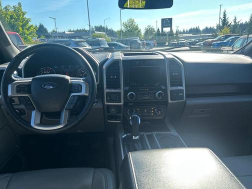 White Platinum Metallic Tri-Coat 2017 Ford F-150 Lariat