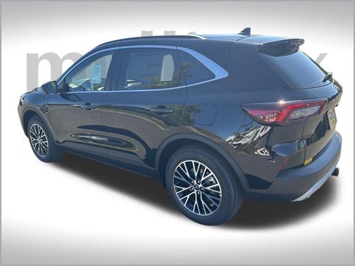2025 Ford Escape PHEV SE