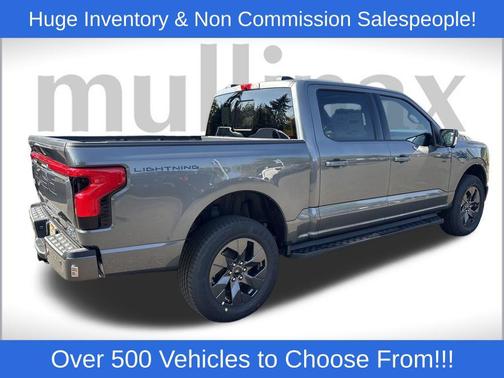2025 Ford F-150 Lightning LARIAT