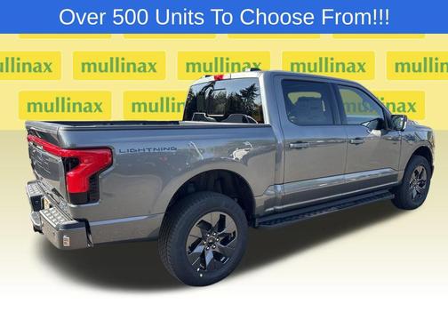 2025 Ford F-150 Lightning LARIAT