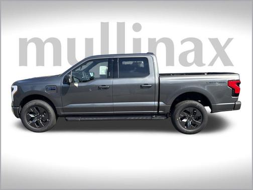 2025 Ford F-150 Lightning LARIAT
