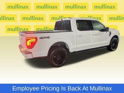 Oxford White 2025 Ford F-150 Lariat