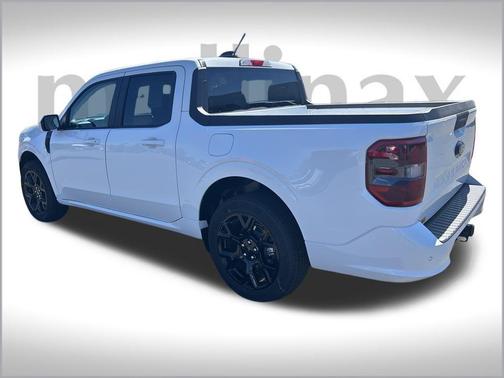 2025 Ford Maverick Lobo Standard