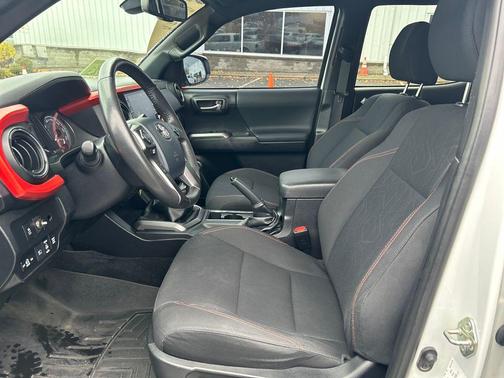 2020 Toyota Tacoma TRD Off-Road