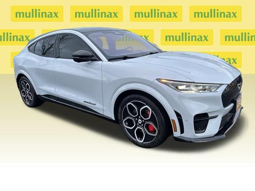 2022 Ford Mustang Mach-E GT