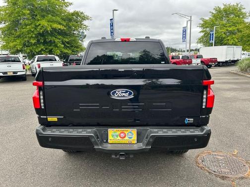 2025 Ford F-150 Lightning Flash