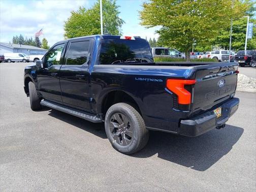 2025 Ford F-150 Lightning Flash