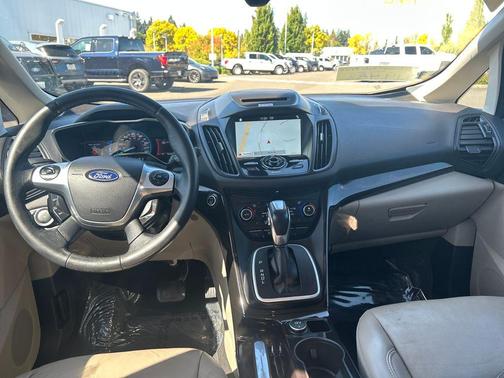 2017 Ford C-Max Hybrid Titanium