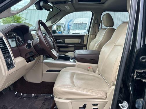 Black Clearcoat 2014 RAM 1500 Laramie