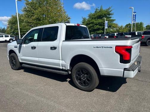 2025 Ford F-150 Lightning XLT