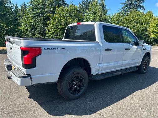 2025 Ford F-150 Lightning XLT