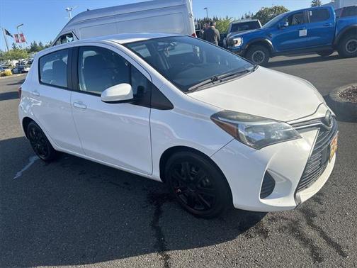 2016 Toyota Yaris L