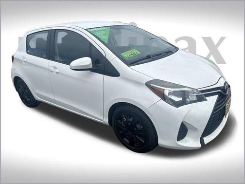 2016 Toyota Yaris L