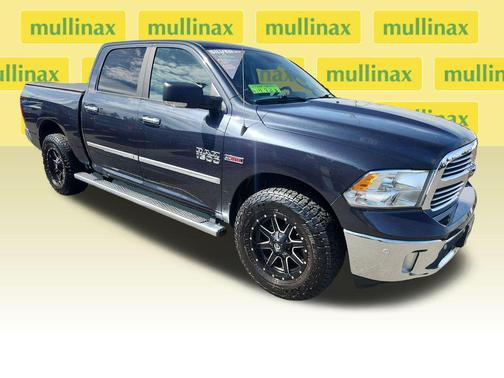Maximum Steel Metallic Clearcoat 2017 RAM 1500 Big Horn