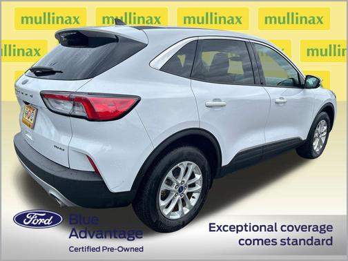 Oxford White 2021 Ford Escape SE