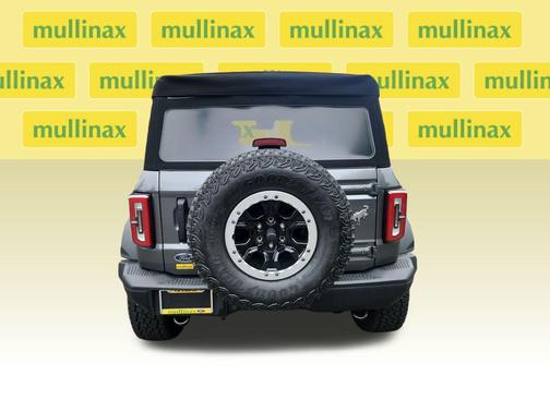 Carbonized Gray Metallic 2023 Ford Bronco Badlands