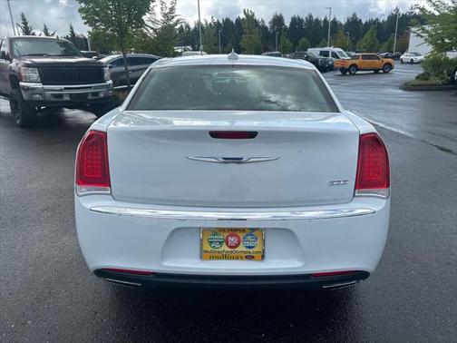 2018 Chrysler 300 Limited