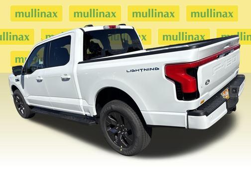 2025 Ford F-150 Lightning LARIAT