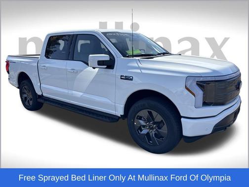 2025 Ford F-150 Lightning LARIAT